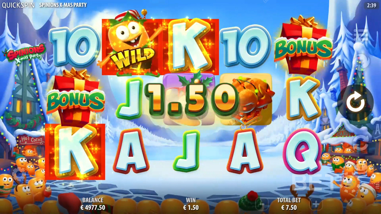 قم بالهبوط على 3 نقاط متفرقة أو 2 أو أكثر من Wilds لبدء المرح في لعبة Spinions Christmas Party