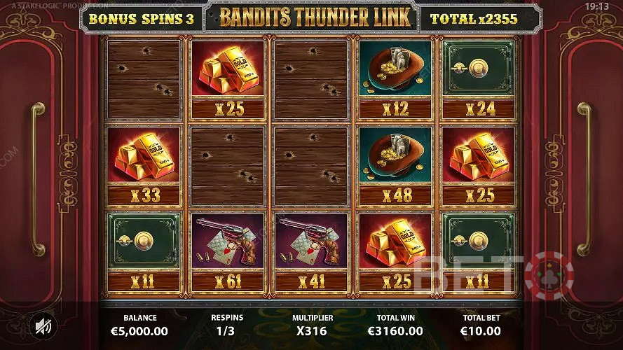 تتوافق جميع الرموز التي تلعبها في Bandits Thunder Link مع موضوع Wild Western.
