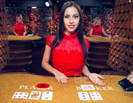 جرب Live Baccarat من Evolution Gaming