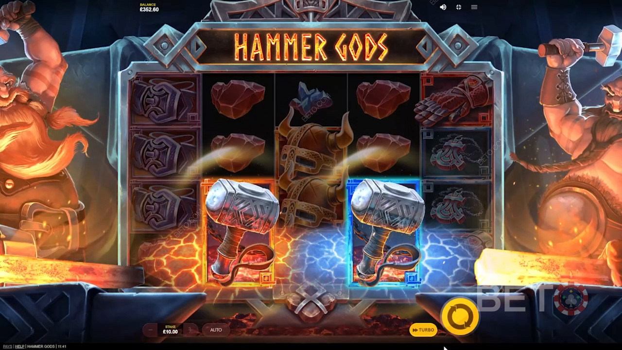 ضع المطرقة الحمراء والزرقاء لتشغيل Free Spins في فتحة Hammer Gods